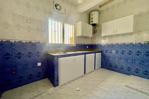 Apartment de 2 dormitorios en Muscat, Oman No. 54735 8