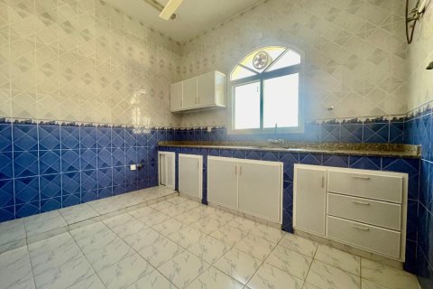 Apartment de 2 dormitorios en Muscat, Oman No. 54735 9