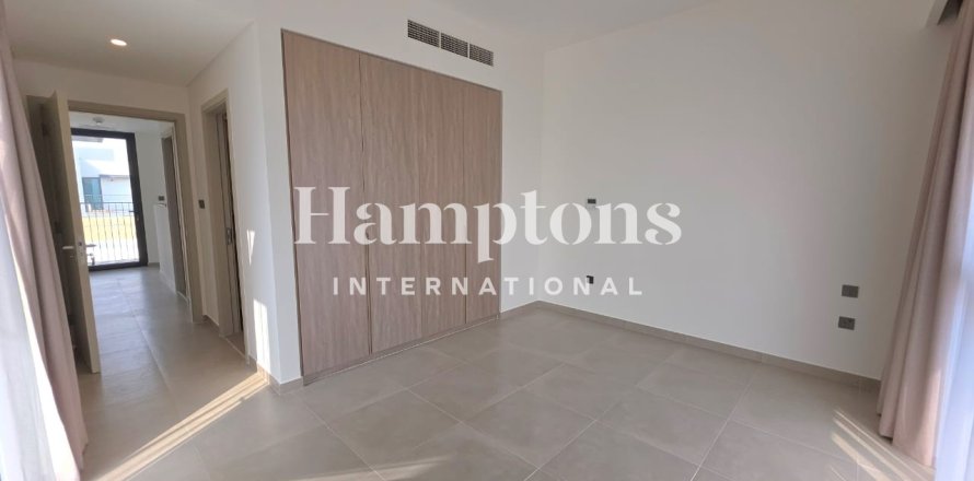 4 bedrooms Townhouse in Sweden, UAE No. 134399