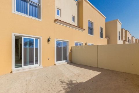 Townhouse de 2 dormitorios en Villanova, UAE No. 168323