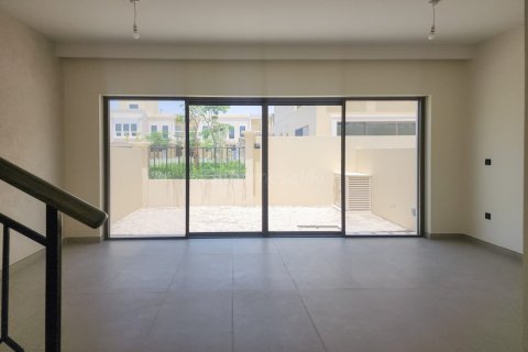 4 غرف نوم تاون هاوس في Damac Lagoons, الإمارات العربية المتحدة رقم 165025 4