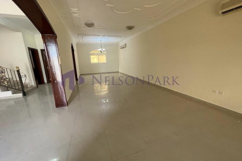 Villa de 4 chambres à Doha, Qatar No. 57214 7
