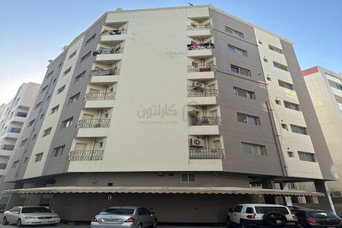 385m² Building in Al Hidd, Bahrain No. 59343 3