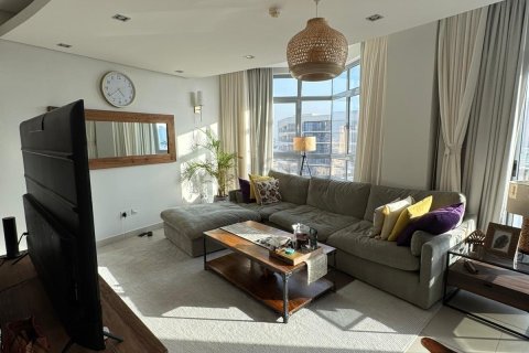 2 bedrooms Apartment in Manama, Bahrain No. 68541 3