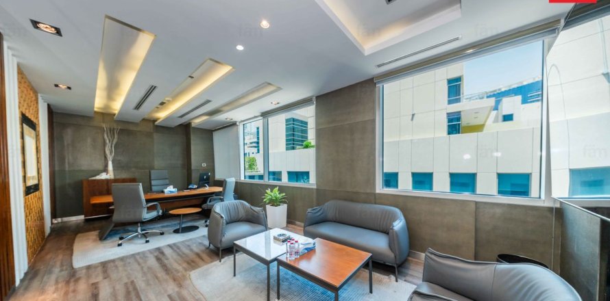 176.1m² Office in Business Bay, UAE No. 186067