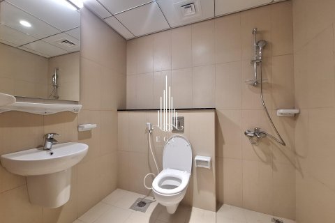 Appartement de 2 chambres à Al Khalidiya, UAE No. 20115 20