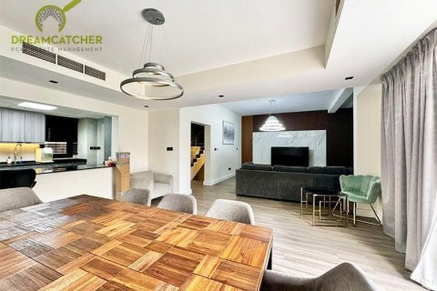 4 غرف نوم تاون هاوس في Al Hamra Village, الإمارات العربية المتحدة رقم 20138 4