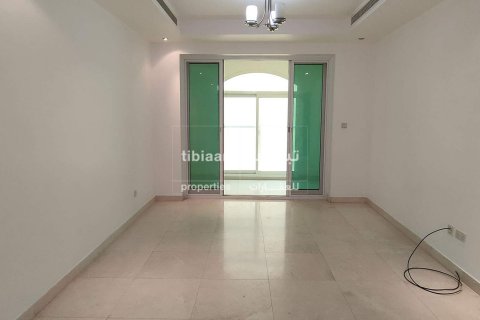 Apartment de 2 dormitorios en Muscat, Oman No. 54004 3