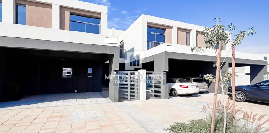 3 غرف نوم تاون هاوس في EMAAR South, الإمارات العربية المتحدة رقم 130374
