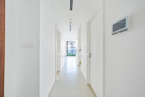 Villa de 3 chambres à EMAAR South, UAE No. 130375 21