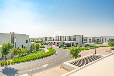 Villa de 3 chambres à EMAAR South, UAE No. 130375 29