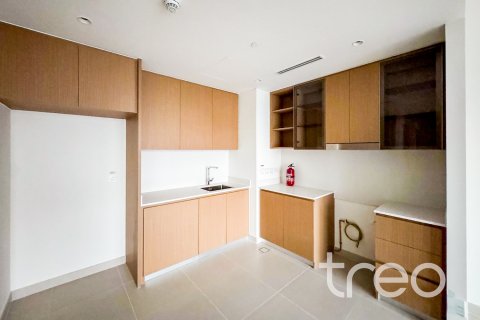 2 bedrooms Apartment in Creek Beach, UAE No. 174212 17