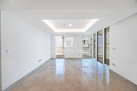 Appartement de 2 chambres à EMAAR Beachfront, UAE No. 129717 8