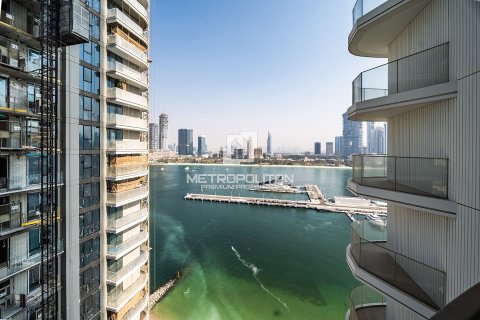Appartement de 2 chambres à EMAAR Beachfront, UAE No. 129717 12