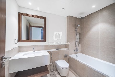 Appartement de 2 chambres à EMAAR Beachfront, UAE No. 129717 23
