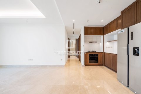 Appartement de 2 chambres à EMAAR Beachfront, UAE No. 129714 5