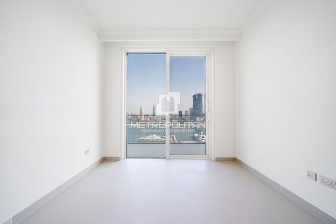 Appartement de 2 chambres à EMAAR Beachfront, UAE No. 129714 17