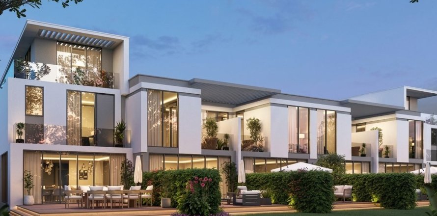 5 bedrooms Townhouse in Dubai, UAE No. 198294
