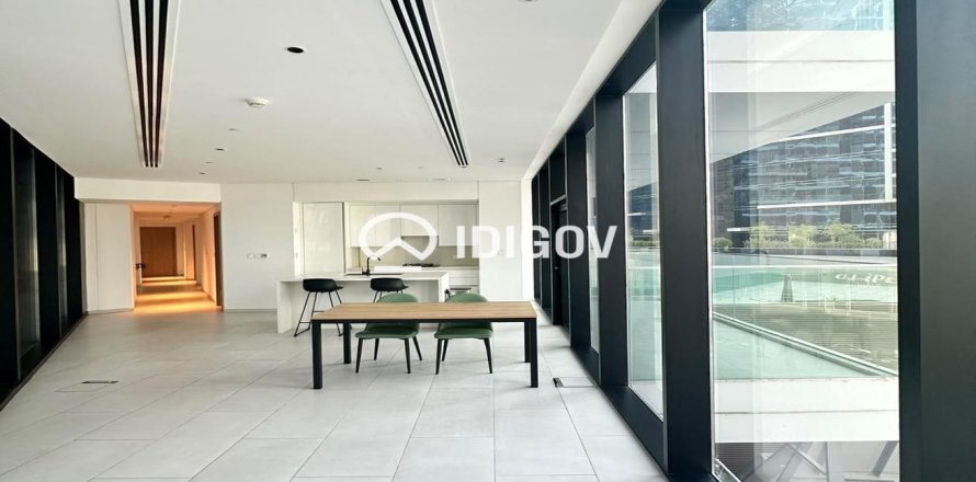 2 bedrooms Apartment in Marquise Square Tower, UAE No. 186583