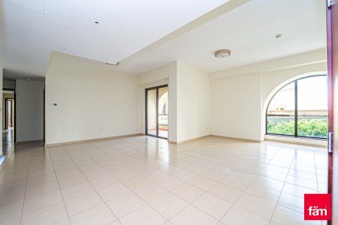 3 bedrooms Apartment in Dubai, UAE No. 207936 4