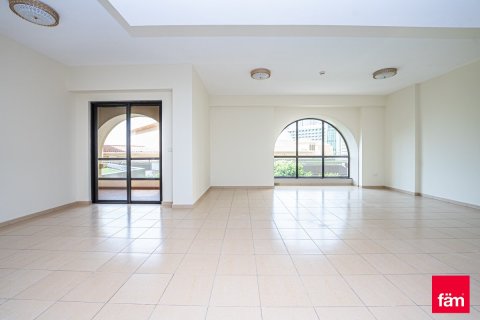 3 bedrooms Apartment in Dubai, UAE No. 207936 8