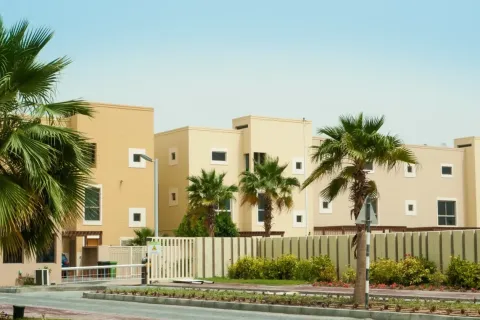 3 bedrooms Villa in Dubai, UAE No. 164035