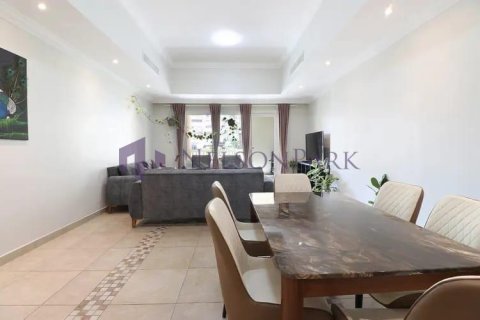 Apartment de 1 dormitorio en Doha, Qatar No. 58412 3