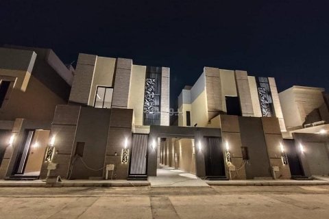 4 bedrooms Apartment in Riyadh, Saudi Arabia No. 60137
