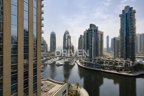 Apartment de 2 dormitorios en No.9, UAE No. 191862 18