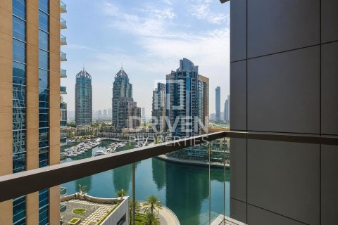 Apartment de 2 dormitorios en No.9, UAE No. 191862 17