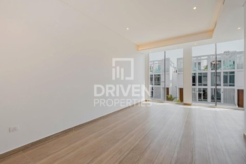 4 bedrooms Townhouse in Al Barari, UAE No. 191864