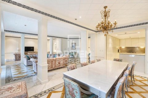 3 غرف نوم منزل ذو طابقين في Palazzo Versace, الإمارات العربية المتحدة رقم 191865 19