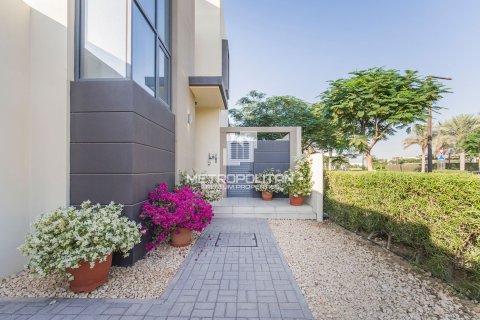 Villa de 4 chambres à Maple at Dubai Hills Estate, UAE No. 129372