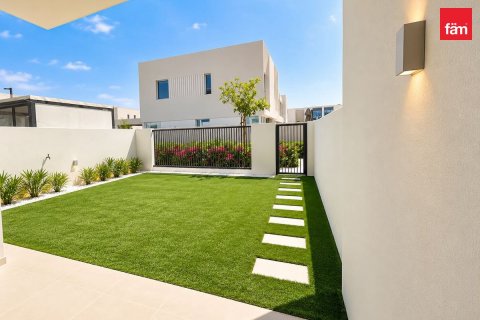 3 bedrooms Townhouse in Dubai, UAE No. 207749