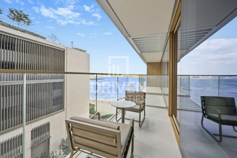 2 bedrooms Apartment in EMAAR Beachfront, UAE No. 192883 17