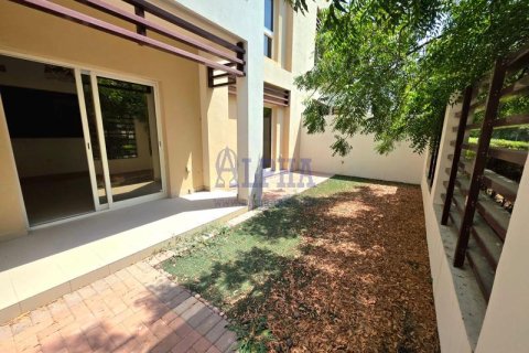 3 bedrooms Villa in Mina Al Arab, UAE No. 165037 5