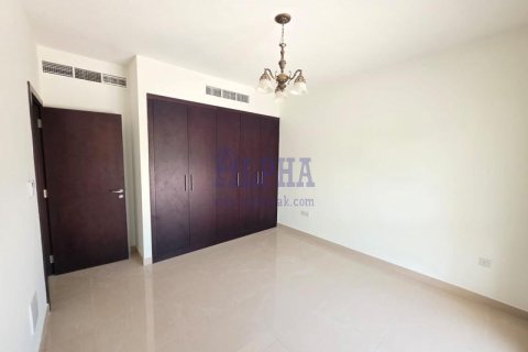 3 bedrooms Villa in Mina Al Arab, UAE No. 165037 11