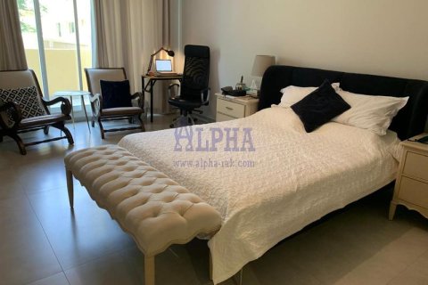 2 bedrooms Apartment in Al Marjan Island, UAE No. 165040 9