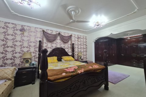 3 bedrooms Villa in Muharraq, Bahrain No. 59049 5