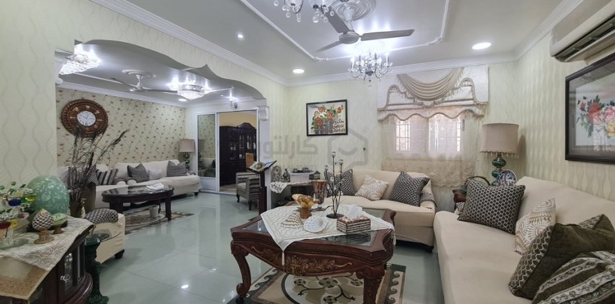 3 bedrooms Villa in Muharraq, Bahrain No. 59049