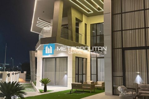 6 bedrooms Villa on the Yas Island, UAE No. 141863 11