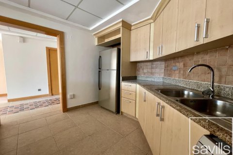 2 bedrooms Apartment in Shoreline Apartments, UAE No. 194728 9