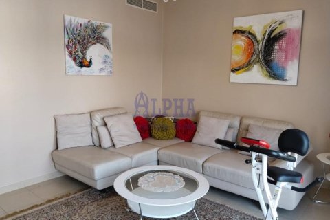 Townhouse de 3 dormitorios en Al Hamra Village, UAE No. 165428 12