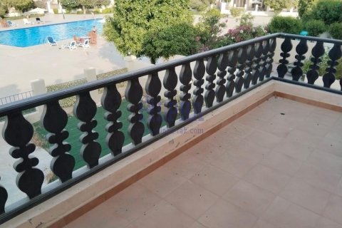 Townhouse de 3 dormitorios en Al Hamra Village, UAE No. 165428 13