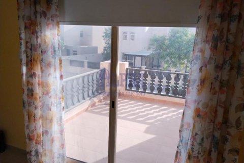 Townhouse de 3 dormitorios en Al Hamra Village, UAE No. 165428 15
