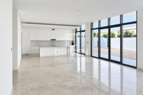 5 غرفة نوم  فيلا في District 11, الإمارات العربية المتحدة رقم 209942