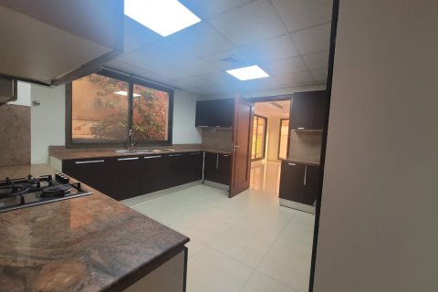 Вилла с 6 спальнями в Al Qurm, Оман №62468 5