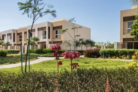 2 bedrooms Townhouse in Ras Al Khaimah, UAE No. 183812