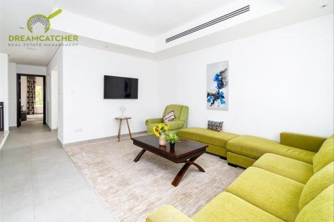 Villa de 4 dormitorios en Mina Al Arab, UAE No. 34248 7