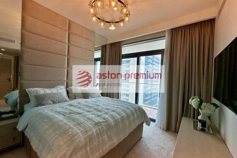 Квартира с 2 спальнями в EMAAR Beachfront, ОАЭ №188358 5